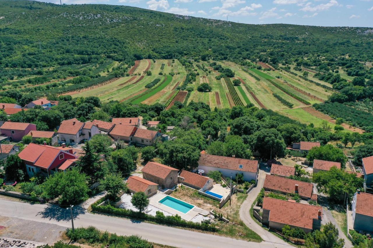 Holiday House Manuela Kruševo Zewnętrze zdjęcie